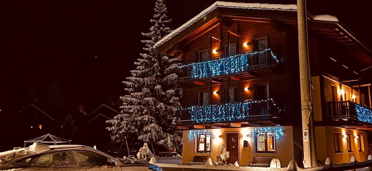Villa Americana Chambres D'Hotes Champoluc Eksteriør billede
