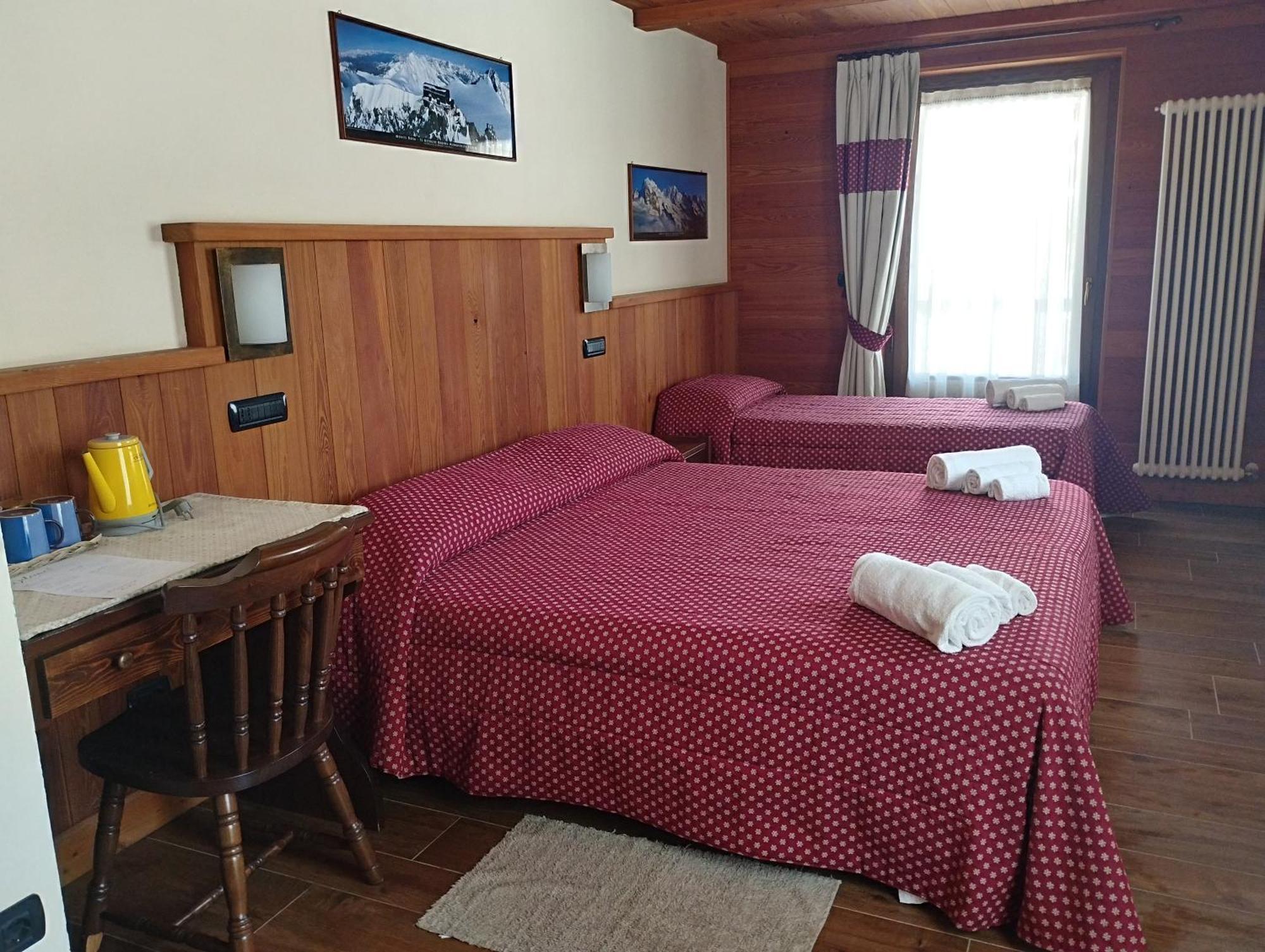 Villa Americana Chambres D'Hotes Champoluc Eksteriør billede