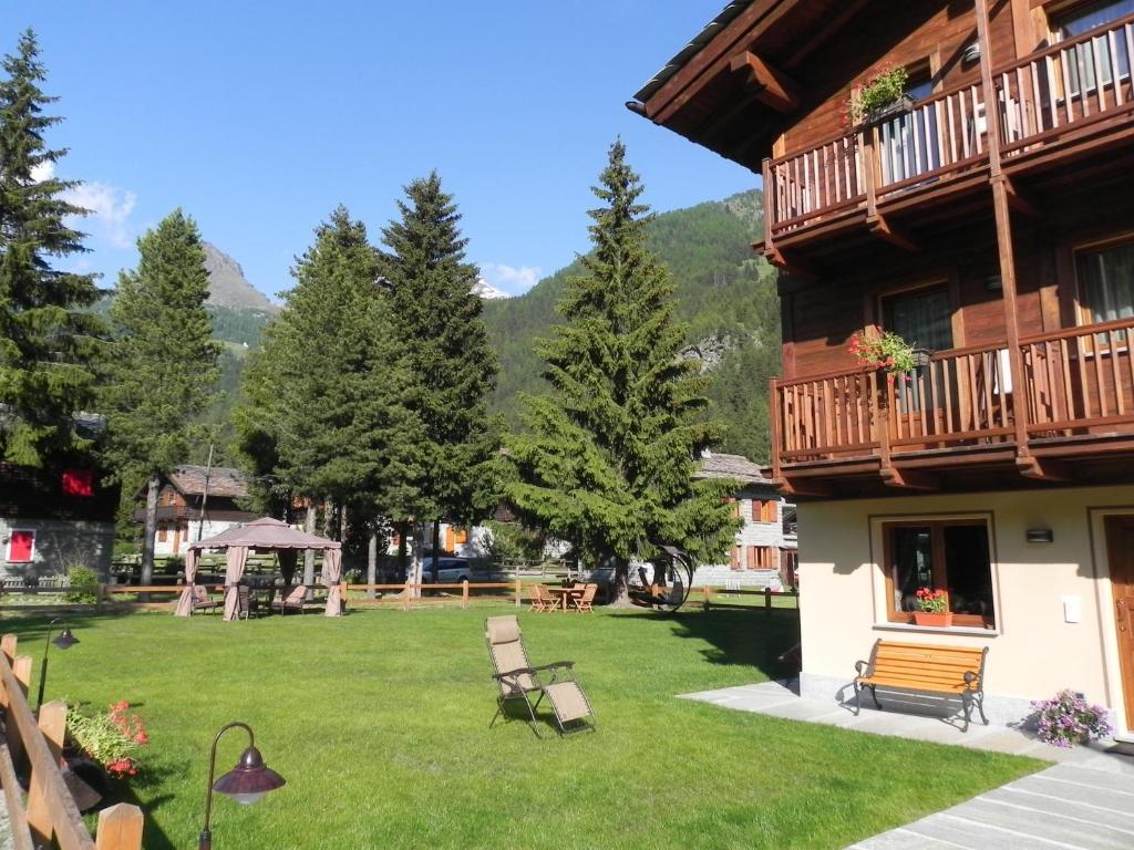 Villa Americana Chambres D'Hotes Champoluc Eksteriør billede