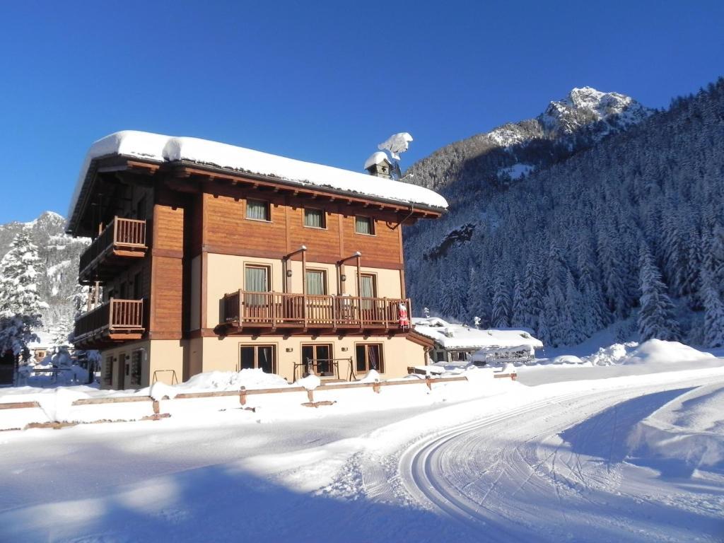 Villa Americana Chambres D'Hotes Champoluc Eksteriør billede